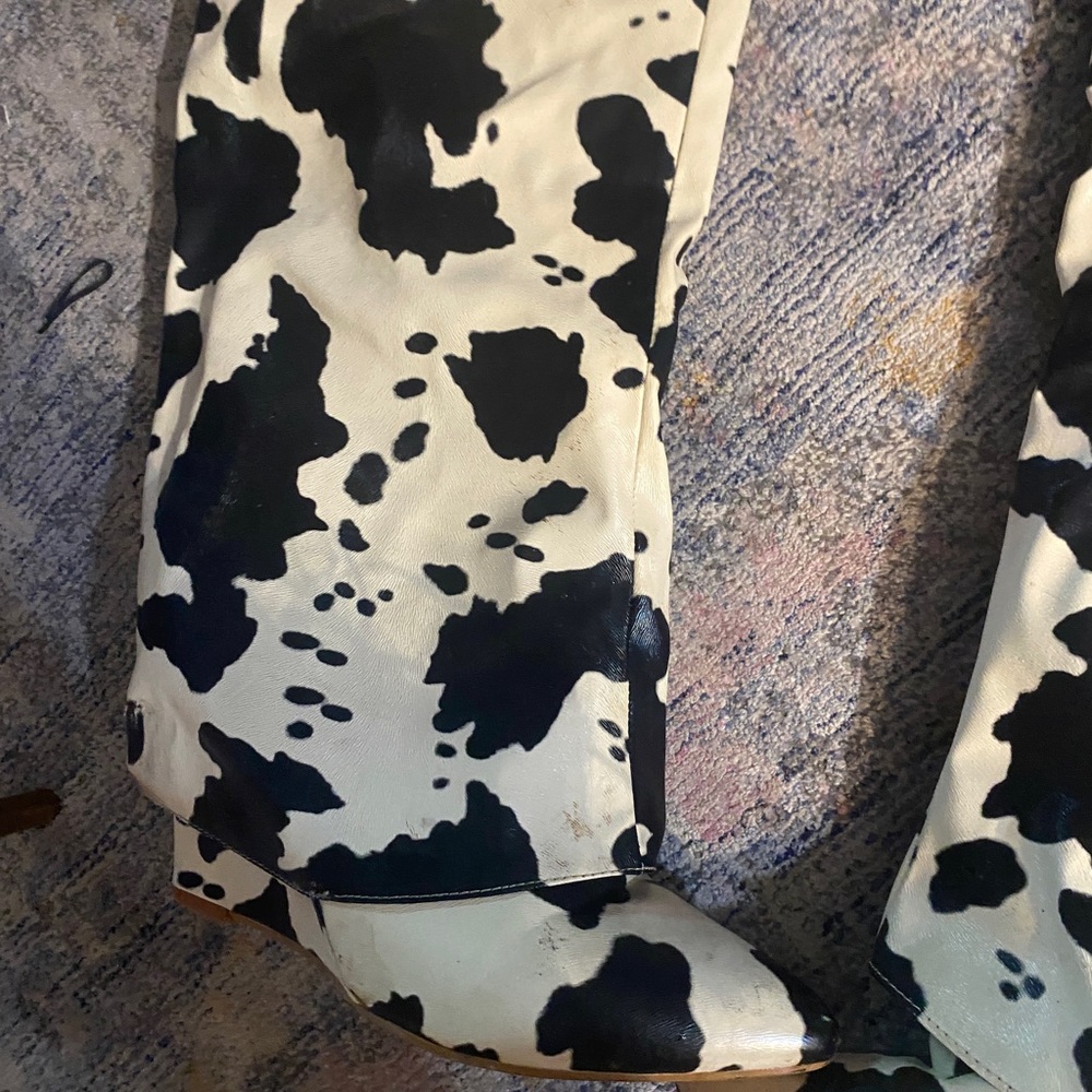Cowprint boots